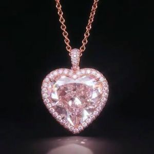 Rose Gold Heart Cut Pendent Necklace